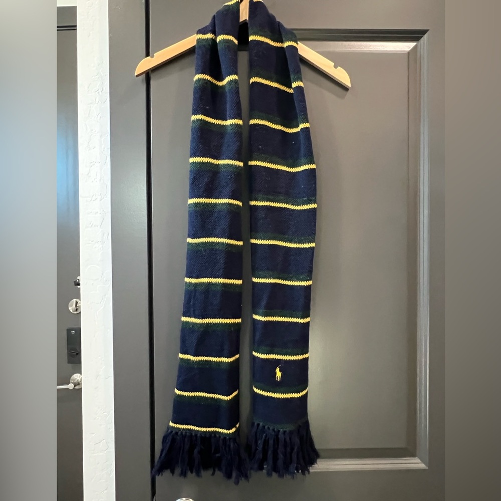 Polo Ralph Lauren 100% merino wool Scarf